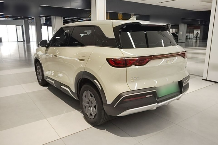 BYD YuanUP 2024 #5 BYD YuanUP 2024 car image #5