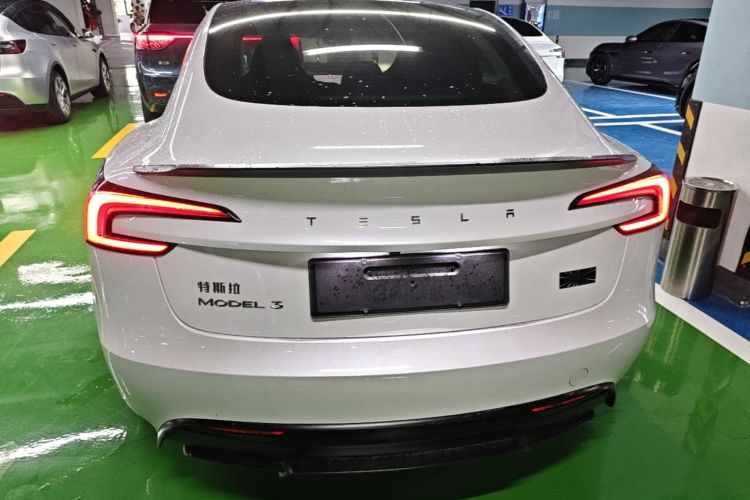 Tesla Model 3 2024 #4 Tesla Model 3 2024 car image #4