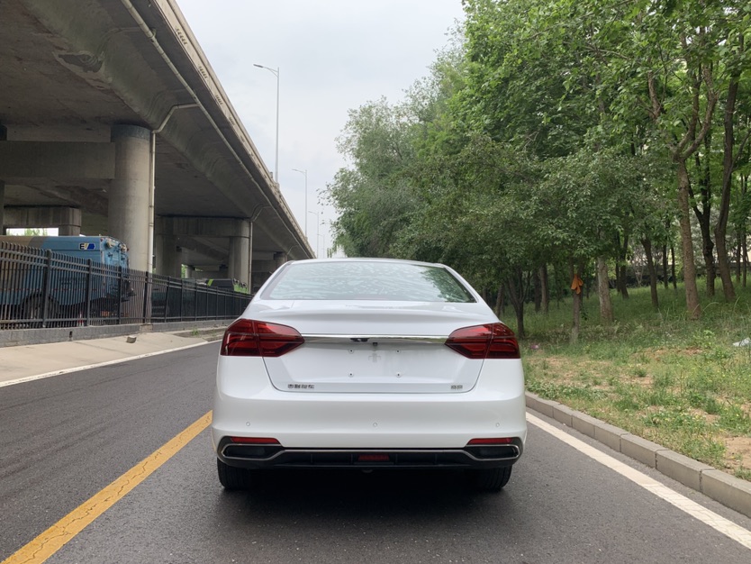 GEELY Emgrand 2019 car image #4