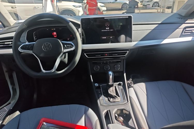 Volkswagen Lavida 2024 car image #10