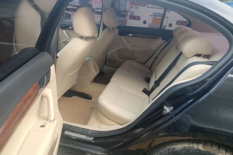 Volkswagen Lavida 2016 car image #17