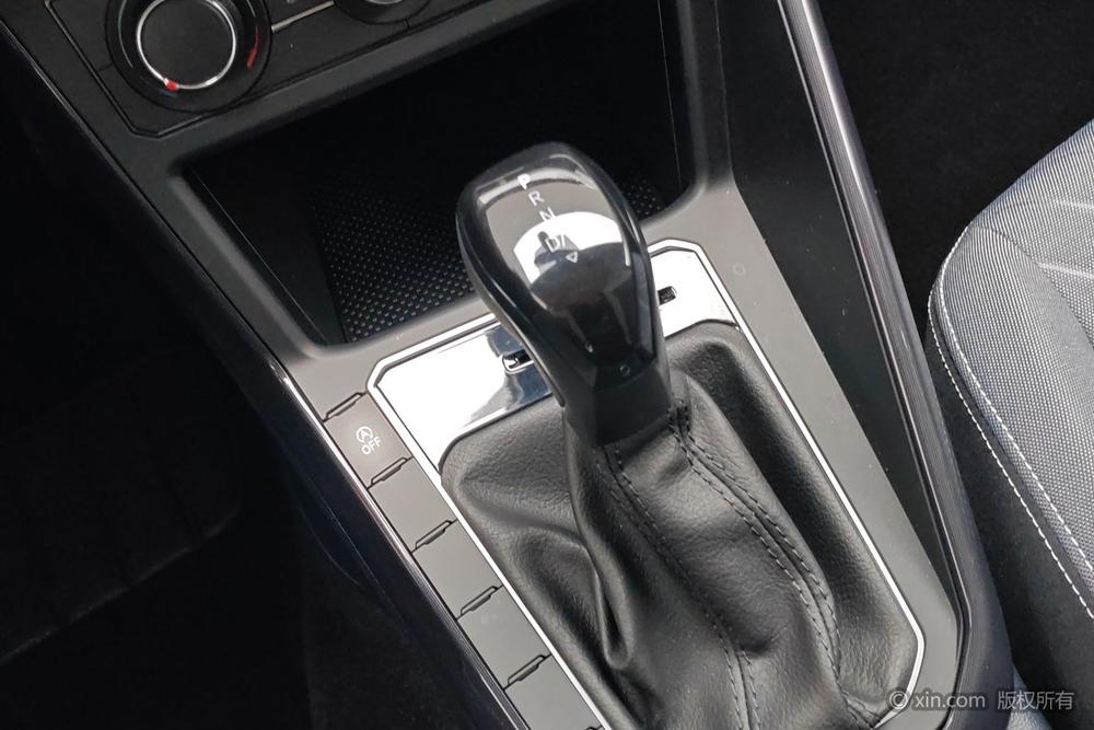 Volkswagen Lavida 2023 car image #14