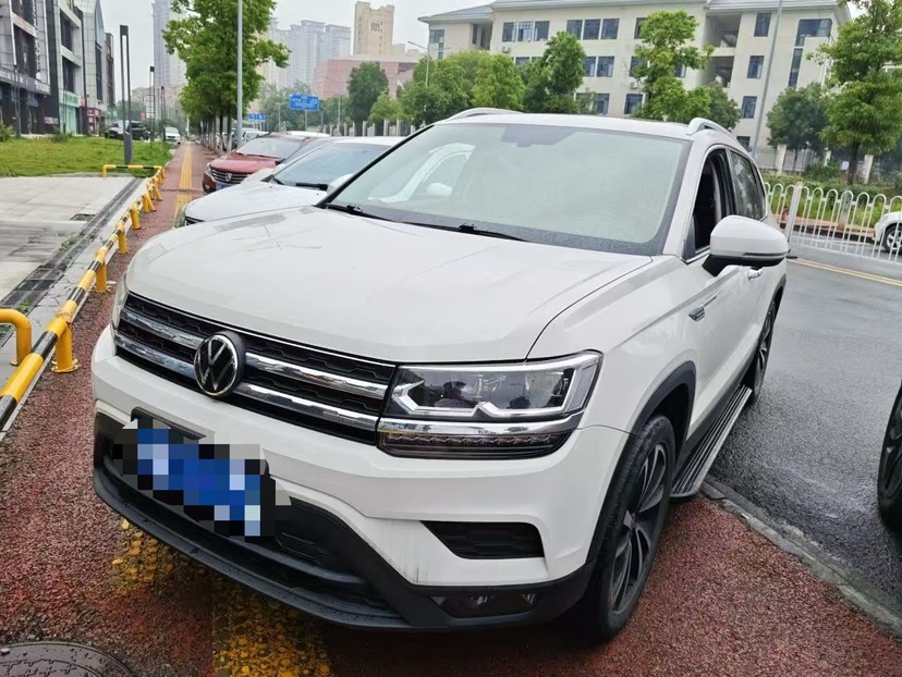 Volkswagen Tharu 2023 car image 