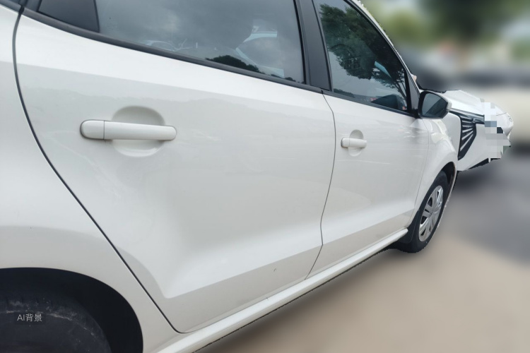 Volkswagen Polo 2015 car image #7