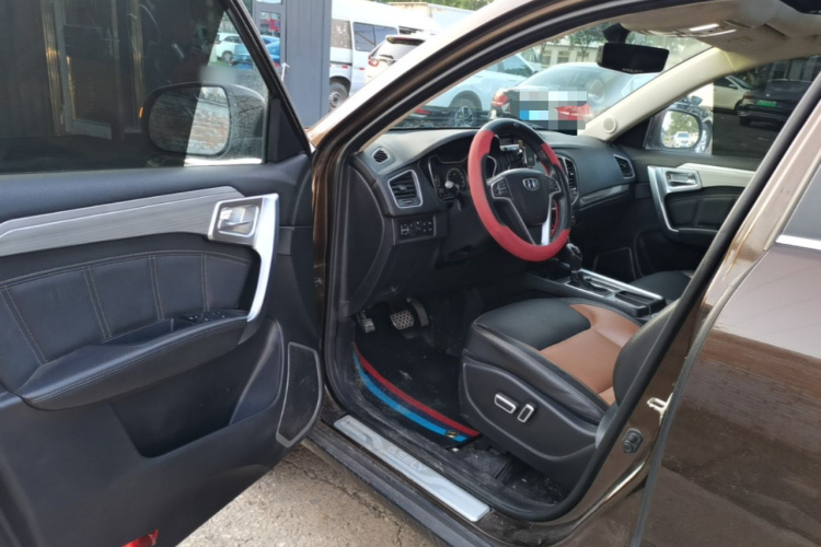 GEELY Vision X6 2017 car image #16