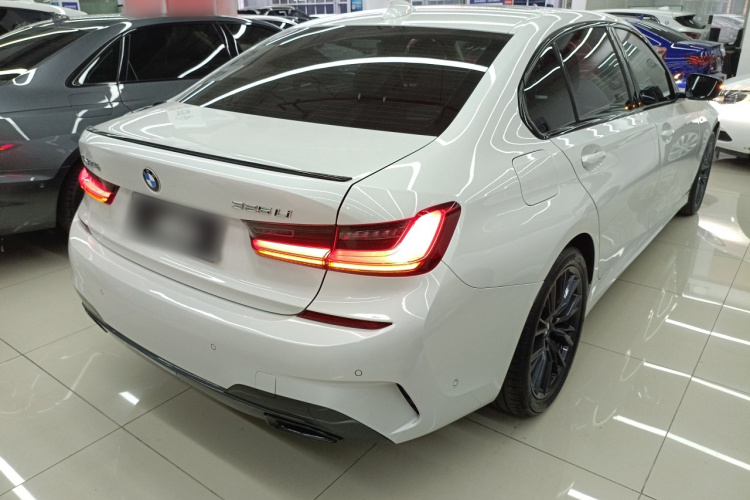 BMW 3 Series 2021 imagen de coche #7