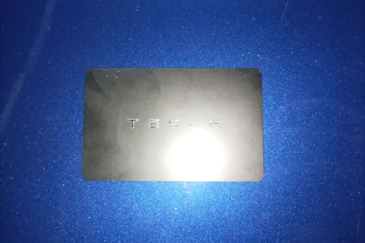 Tesla Model 3 2020 car image #9