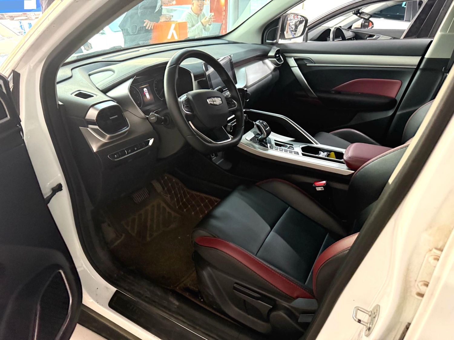 GEELY Coolray 2021 imagen de coche #6