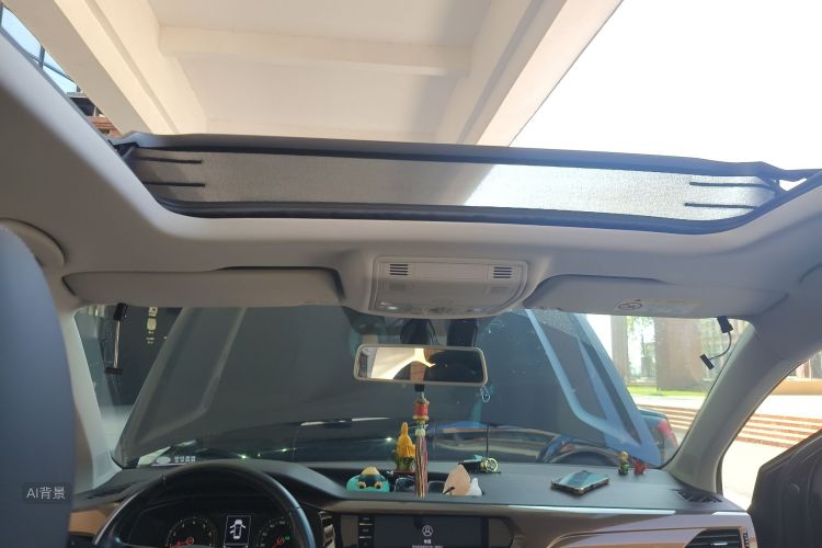 Volkswagen Tharu 2021 car image #20