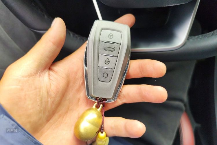 GEELY Coolray 2019 #10 GEELY Coolray 2019 car image #10