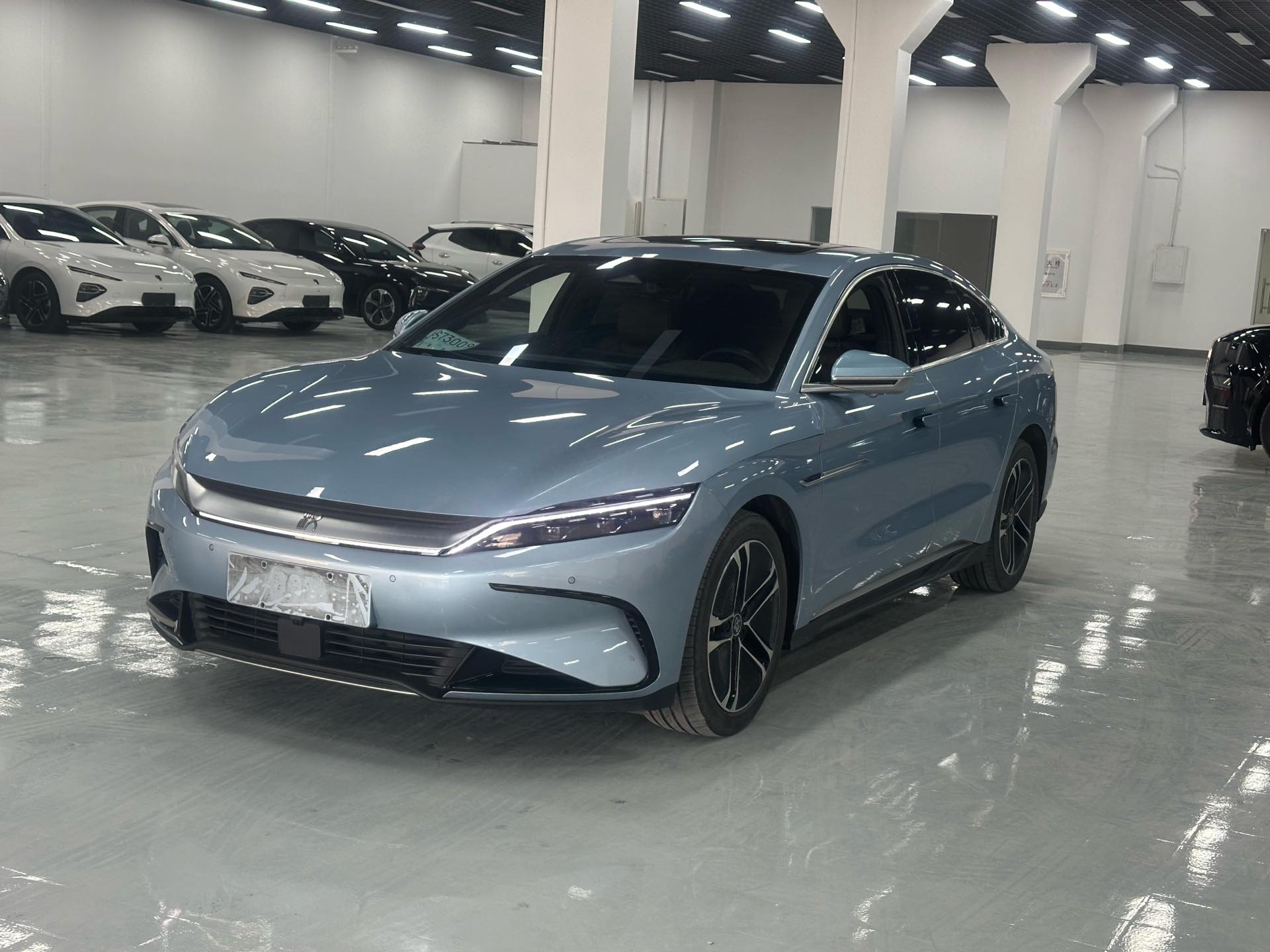 BYD Han 2023 car image 