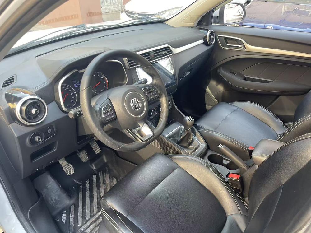 MG ZS 2020 car image #10