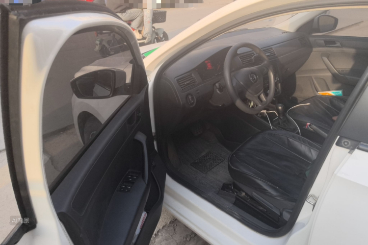 Volkswagen Santana 2022 car image #18