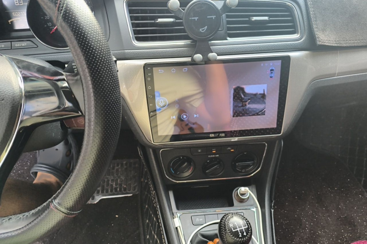 Volkswagen Lavida 2016 car image #17