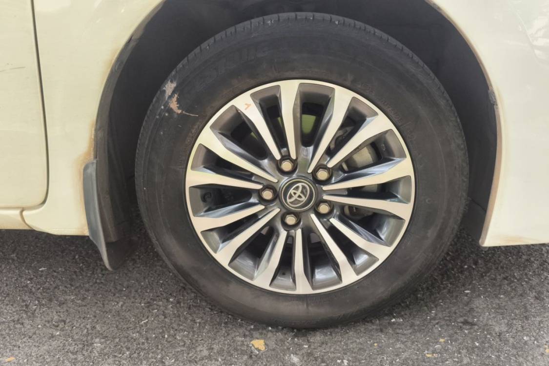 Toyota Corolla 2018 #9 Toyota Corolla 2018 car image #9