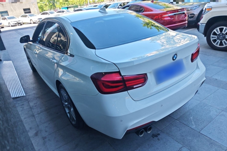 BMW 3 Series 2018 #5 BMW 3 Series 2018 car image #5