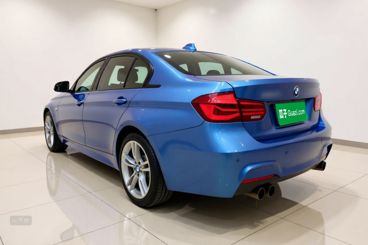 BMW 3 Series 2018 car image #5