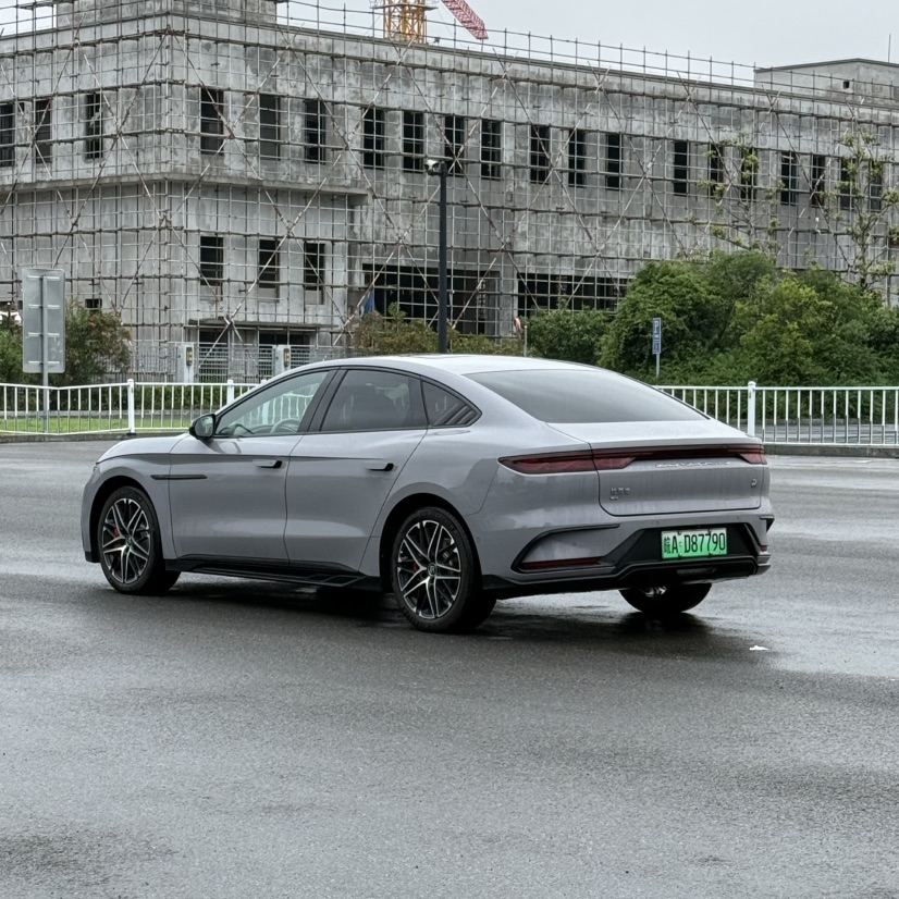 BYD Han 2024 car image #4