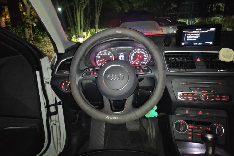 Audi Q3 2019 #15 Audi Q3 2019 immagine di auto #15