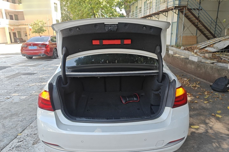 BMW 3 Series 2019 #19 BMW 3 Series 2019 imagen de coche #19