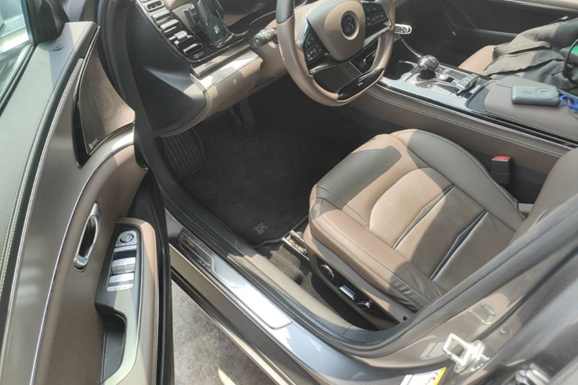 BYD Han 2021 car image #17