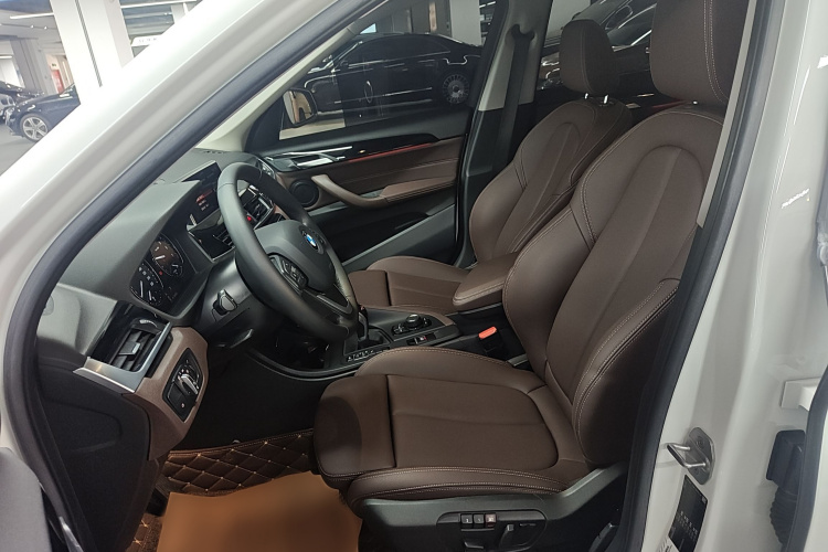 BMW X1 2020 imagen de coche #10