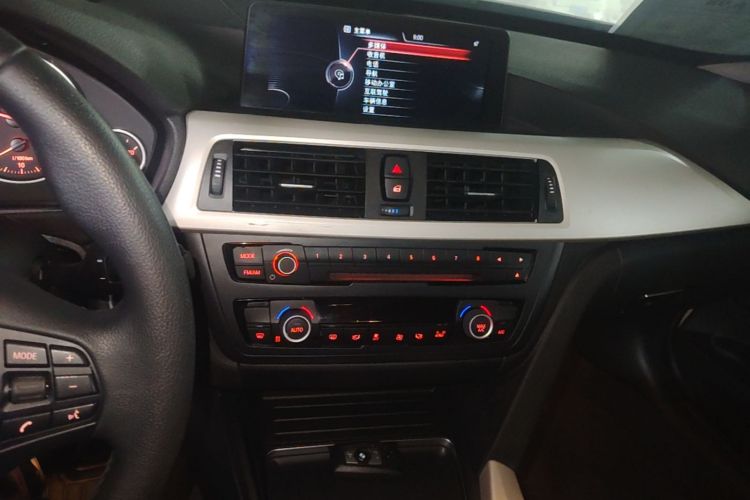 BMW 3 Series GT 2016 #13 BMW 3 Series GT 2016 car image #13