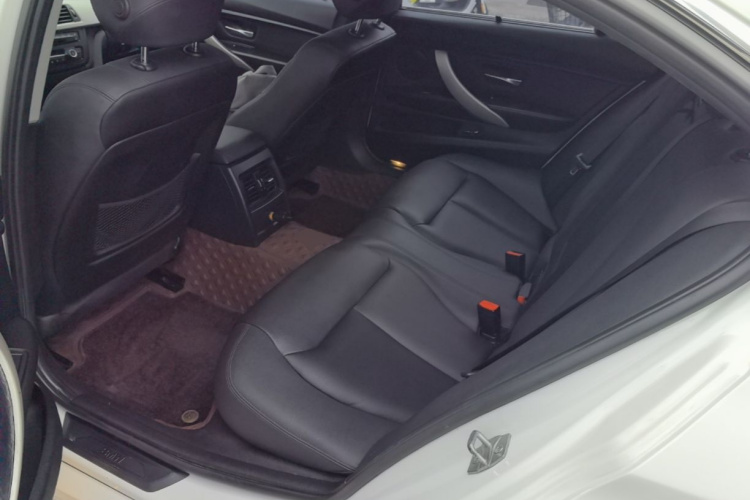 BMW 3 Series 2015 #13 BMW 3 Series 2015 car image #13