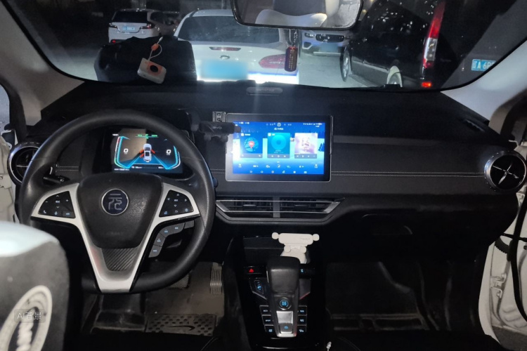 BYD Yuan New Energy 2019 #11 BYD Yuan New Energy 2019 car image #11