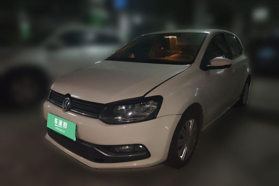 Volkswagen Polo 2016 car image 