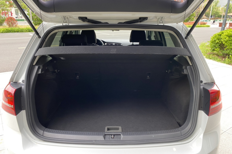 Volkswagen Golf 2017 #20 Volkswagen Golf 2017 car image #20
