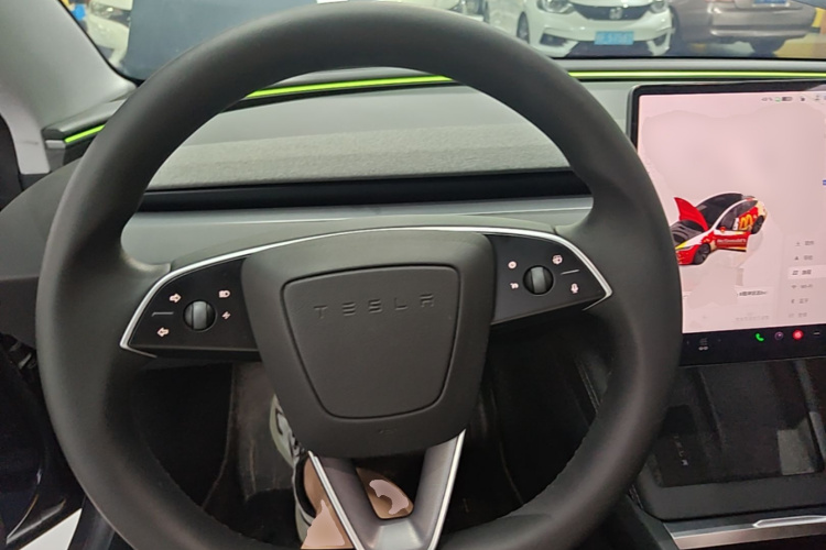 Tesla Model 3 2025 #11 Tesla Model 3 2025 car image #11