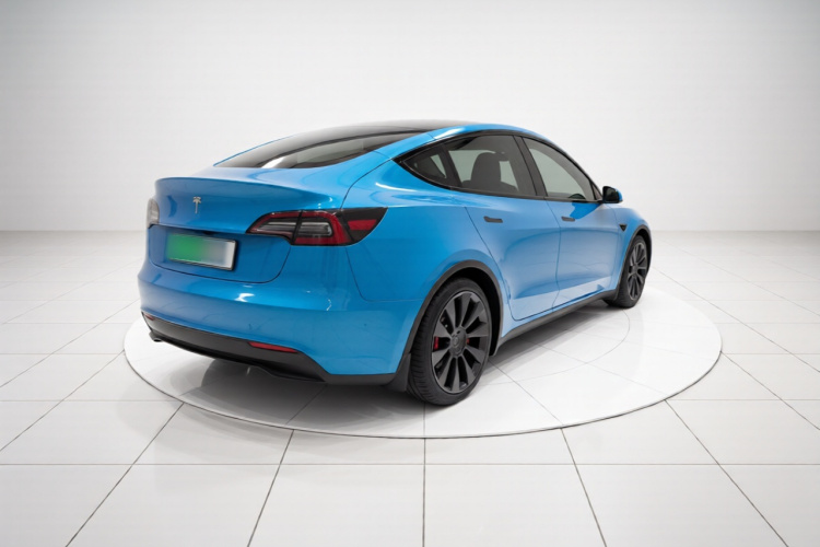 Tesla Model Y 2021 #7 Tesla Model Y 2021 car image #7
