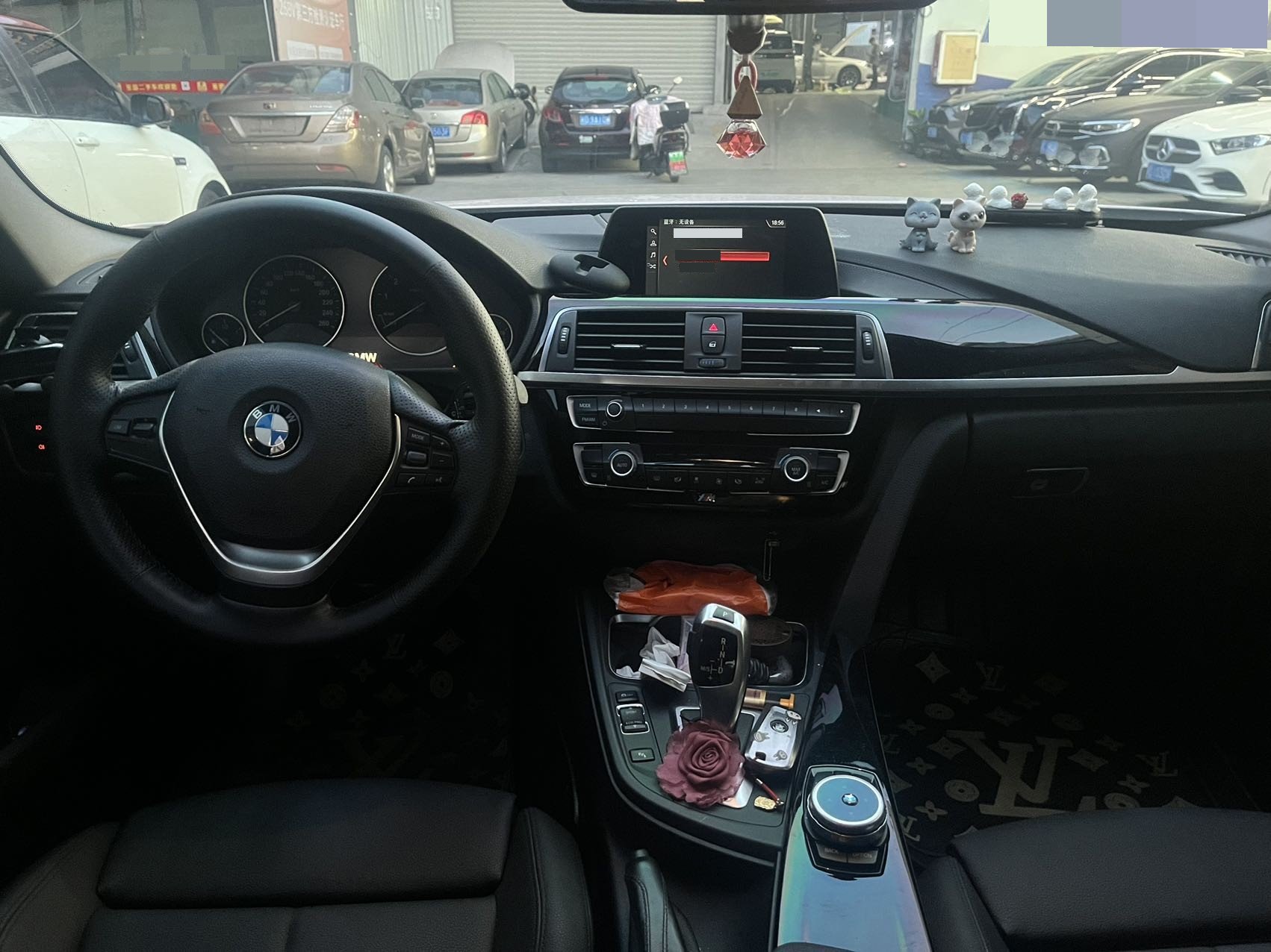 BMW 3 Series 2018 #6 BMW 3 Series 2018 immagine di auto #6