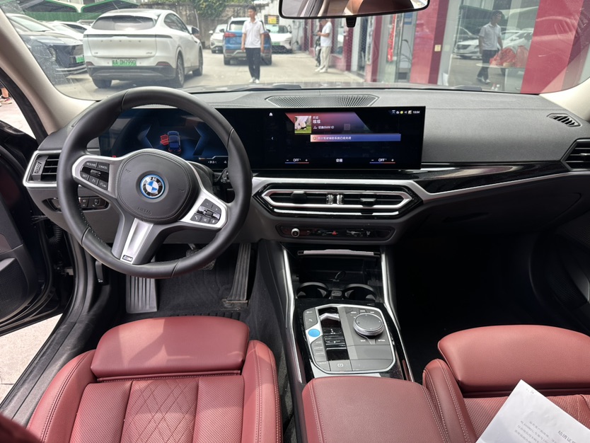 BMW i3 2023 image de voiture #6