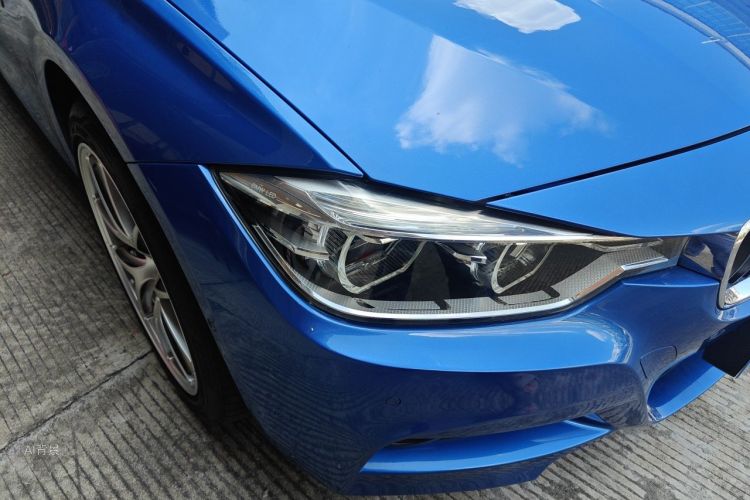 BMW 3 Series 2018 immagine di auto #8