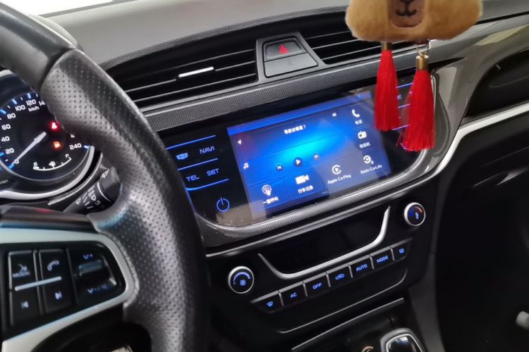 GEELY Emgrand 2017 immagine di auto #15