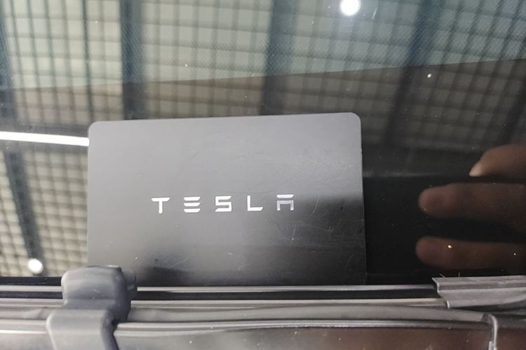 Tesla Model Y 2022 #9 Tesla Model Y 2022 car image #9