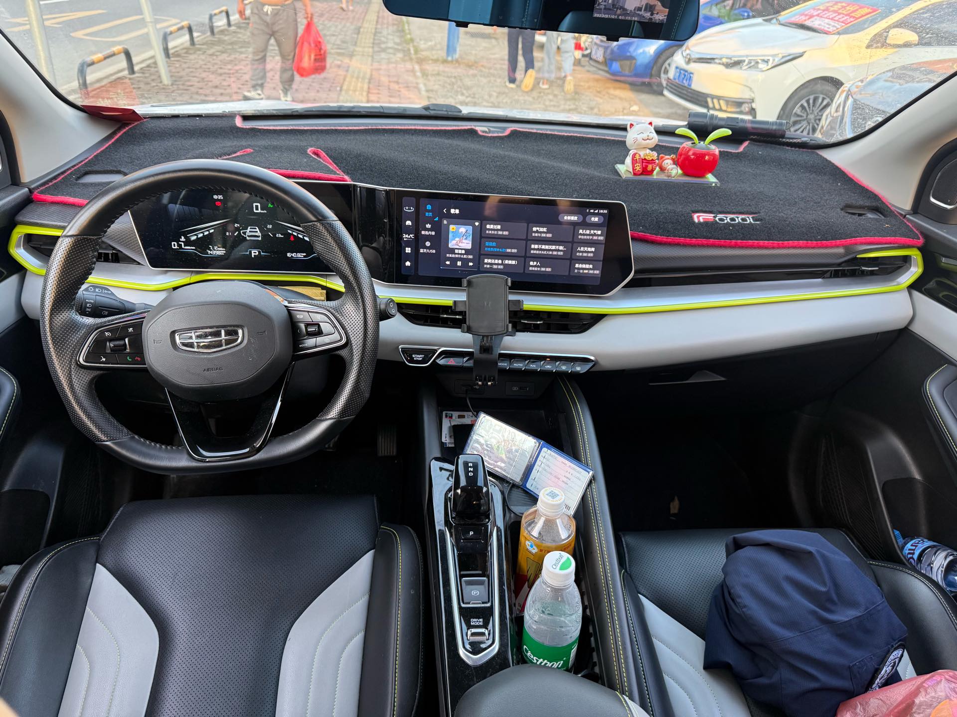 GEELY Coolray 2023 #5 GEELY Coolray 2023 صورة سيارة #5