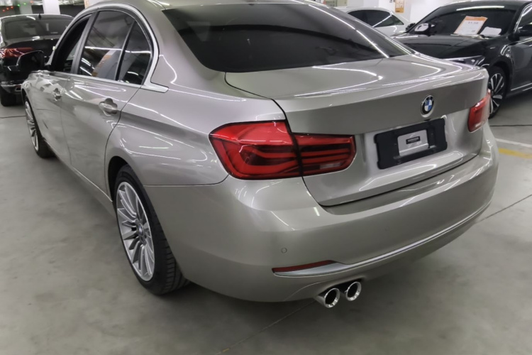 BMW 3 Series 2019 #5 BMW 3 Series 2019 immagine di auto #5