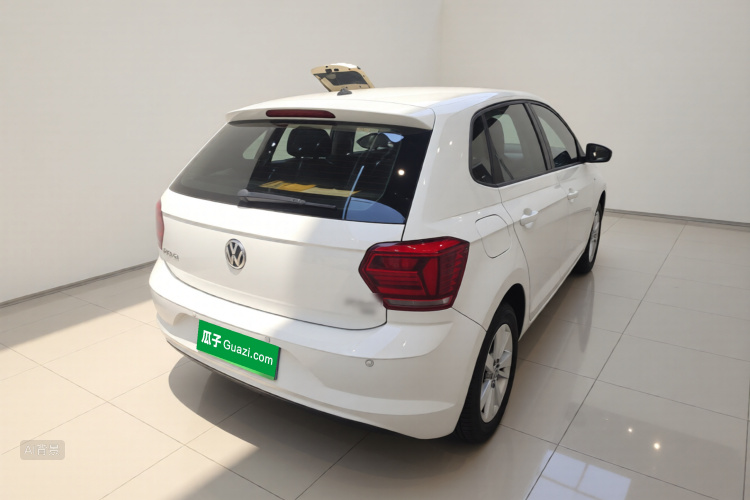 Volkswagen Polo 2020 car image #5