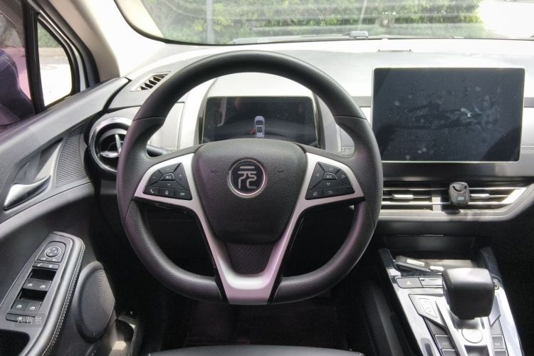 BYD Yuan New Energy 2019 car image #12
