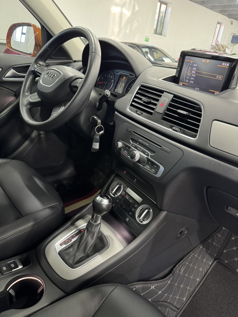 Audi Q3 2014 imagem de carro #22