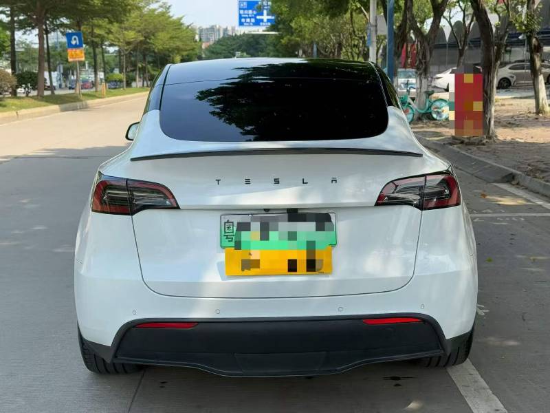Tesla Model Y 2022 #4 Tesla Model Y 2022 car image #4