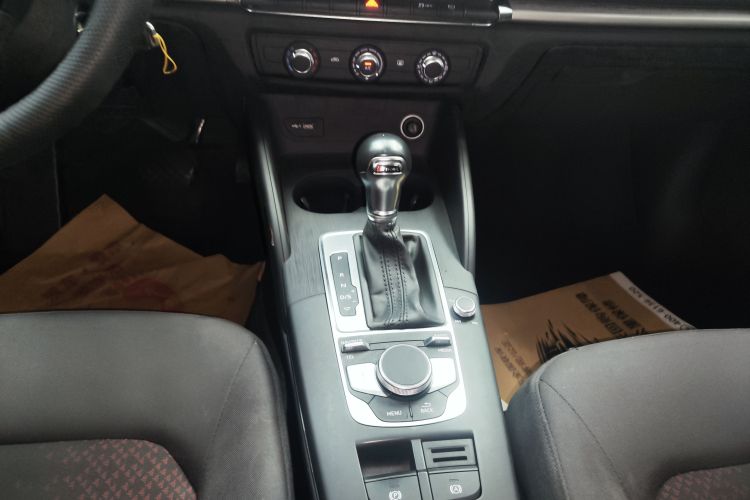 Audi A3 2020 #14 Audi A3 2020 صورة سيارة #14