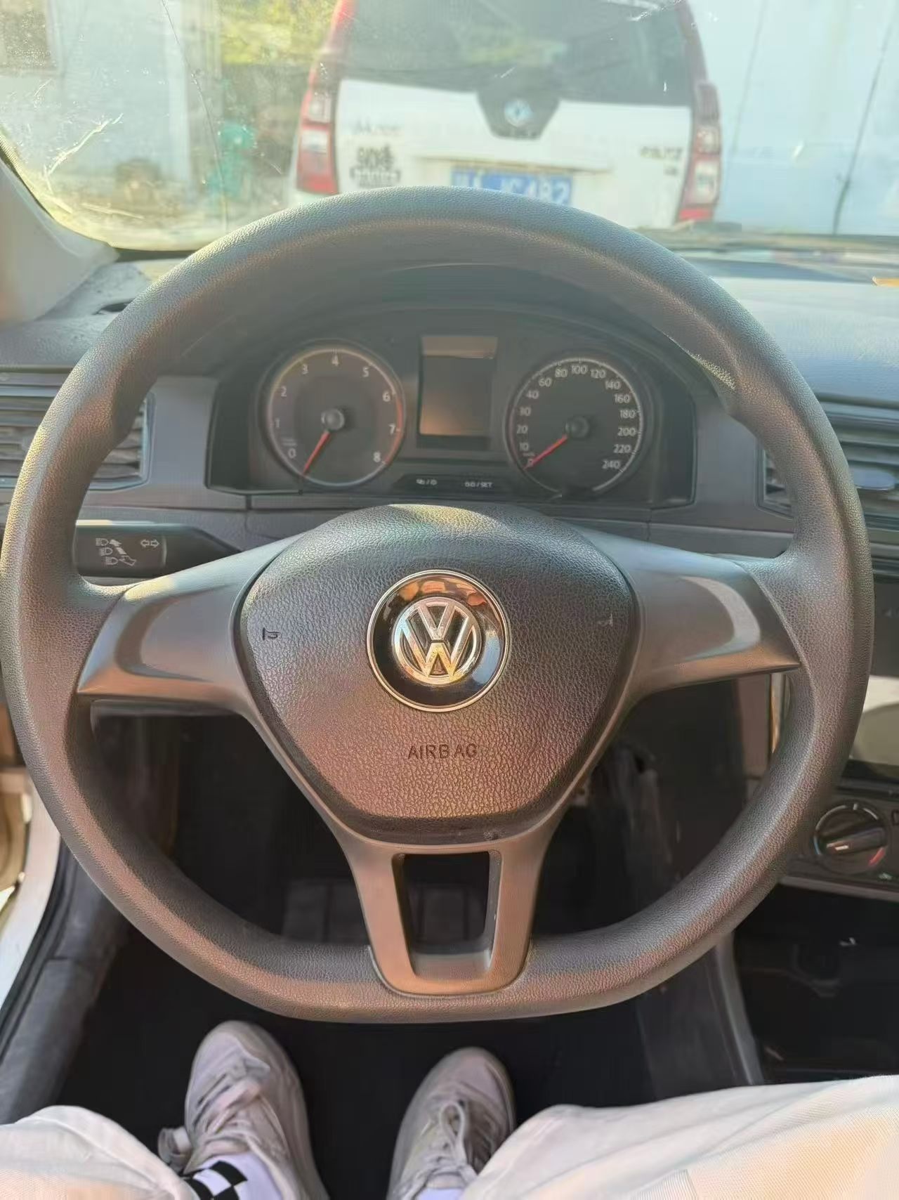 Volkswagen Santana 2018 car image #5