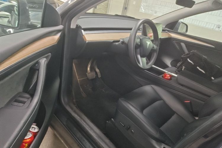 Tesla Model Y 2022 #16 Tesla Model Y 2022 car image #16