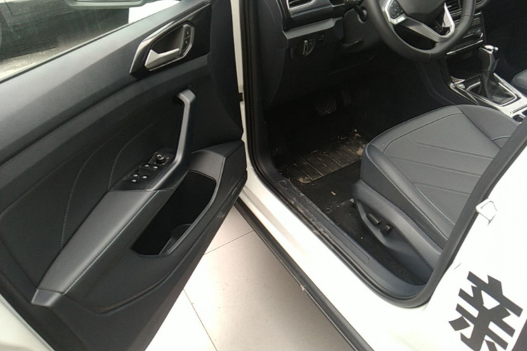Volkswagen Tharu 2025 #16 Volkswagen Tharu 2025 imagem de carro #16