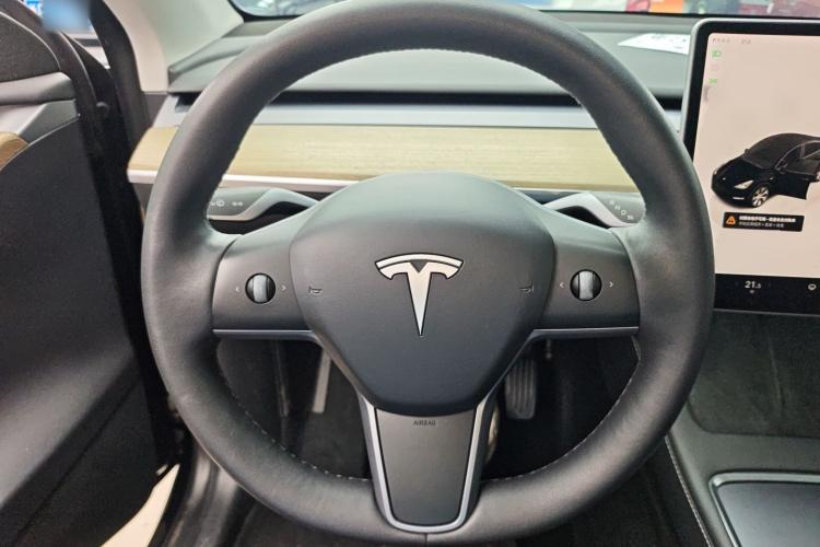 Tesla Model Y 2022 #15 Tesla Model Y 2022 immagine di auto #15