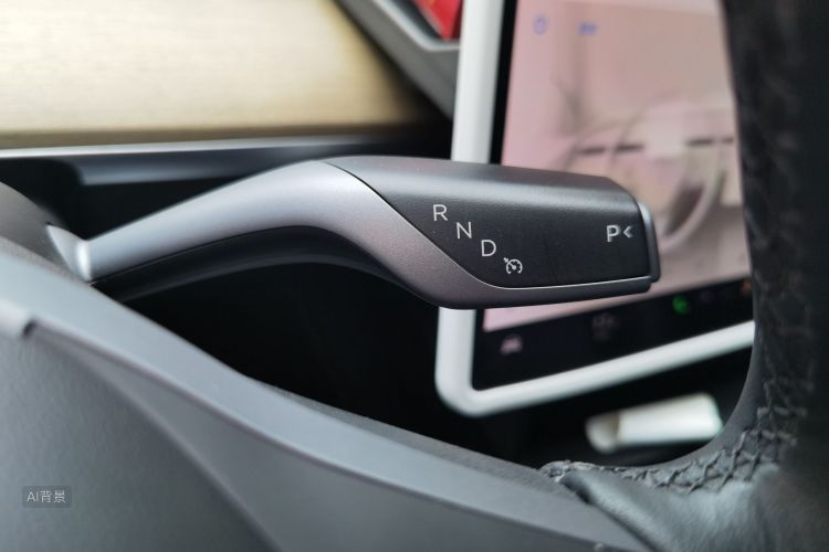 Tesla Model Y 2022 #16 Tesla Model Y 2022 car image #16